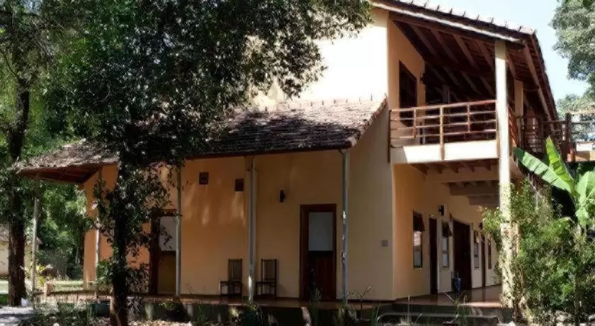 FOREST FLOOR LODGE